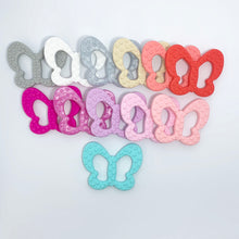 Lade das Bild in den Galerie-Viewer, Schnullerketten Set mit Namen Mädchen personalisiert Silikon schwarz altrosa Leo