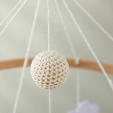 Lade das Bild in den Galerie-Viewer, Baby Mobile Schäfchen Wolken Sterne Holz