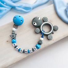 Lade das Bild in den Galerie-Viewer, Beißkette mit Namen Junge Silikon blau grau