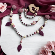 Lade das Bild in den Galerie-Viewer, Schnullerkette Set mit Namen Mädchen Silikon Holz