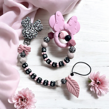 Lade das Bild in den Galerie-Viewer, Schnullerkette Set mit Namen Mädchen personalisiert Silikon Baby Geschenk