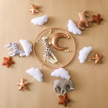 Lade das Bild in den Galerie-Viewer, Baby Mobile Safari Tiere