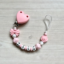 Lade das Bild in den Galerie-Viewer, Schnullerkette personalisiert mit Namen Mädchen Silikon rosa weiß