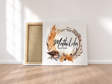 Lade das Bild in den Galerie-Viewer, Bild mit Namen Baby Wanddeko personalisiert