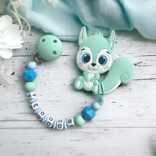 Lade das Bild in den Galerie-Viewer, Beißkette Beißring Greifring mit Namen Junge Silikon Baby Geschenk