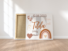 Lade das Bild in den Galerie-Viewer, Personalisiertes Kinderzimmer Bild mit Namen Baby Regenbogen