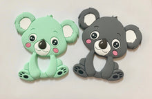 Lade das Bild in den Galerie-Viewer, Schnullerkette mit Namen Set personalisiert Junge Wal Segelboot