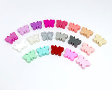 Lade das Bild in den Galerie-Viewer, Schnullerkette mit Namen Mädchen rosa weiß aus Silikon Maus