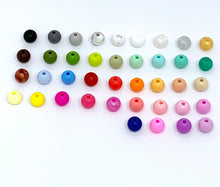 Lade das Bild in den Galerie-Viewer, Schnullerkette mit Namen Silikon blau marmor Igel