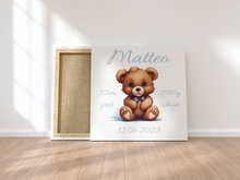 Lade das Bild in den Galerie-Viewer, Personalisiertes Kinderzimmer Bild mit Namen Baby Blau Bär Junge