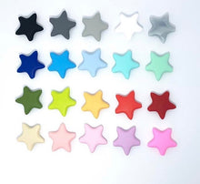 Lade das Bild in den Galerie-Viewer, Schnullerkette mit Namen Silikon Junge blau grau