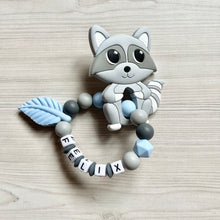 Lade das Bild in den Galerie-Viewer, Beißring mit Namen Silikon