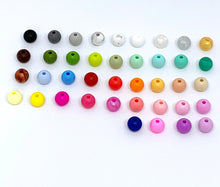 Lade das Bild in den Galerie-Viewer, Schnullerkette mit Namen Junge Silikon grau blau