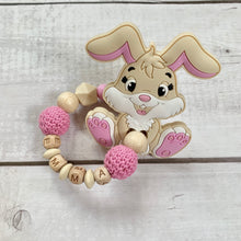 Lade das Bild in den Galerie-Viewer, Beißring Greifring Greifling mit Namen Silikon Holz