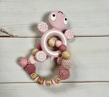 Lade das Bild in den Galerie-Viewer, Beißring mit Namen Mädchen