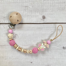 Charger l'image dans la galerie, Schnullerkette mit Namen Mädchen Silikon Holz Hase rosa beige