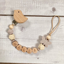 Lade das Bild in den Galerie-Viewer, Schnullerkette mit Namen Silikon Holz natur altrosa beige