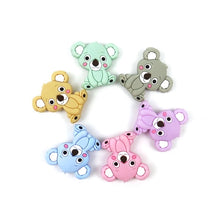 Lade das Bild in den Galerie-Viewer, Schnullerkette personalisiert Junge Silikon Holz grau blau Koala