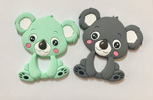 Lade das Bild in den Galerie-Viewer, Schnullerkette mit Namen Set Junge Bär mint grau