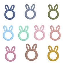 Lade das Bild in den Galerie-Viewer, Schnullerkette mit Namen Set Mädchen Junge Herz Holz Silikon