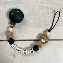 Lade das Bild in den Galerie-Viewer, Schnullerkette personalisiert Löwe silikon schwarz beige braun