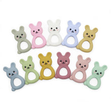 Lade das Bild in den Galerie-Viewer, Beißring Greifring Greifling mit Namen Mädchen Maus Silikon rosa