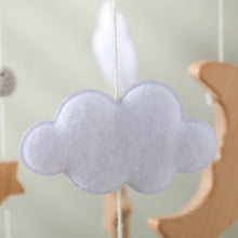 Load image into Gallery viewer, Baby Mobile Schäfchen Wolken Sterne Holz
