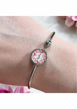 Carica l&#39;immagine nel visualizzatore di Gallery, Armreif Armband mit Namen personalisiert silber Edelstahl Herzen
