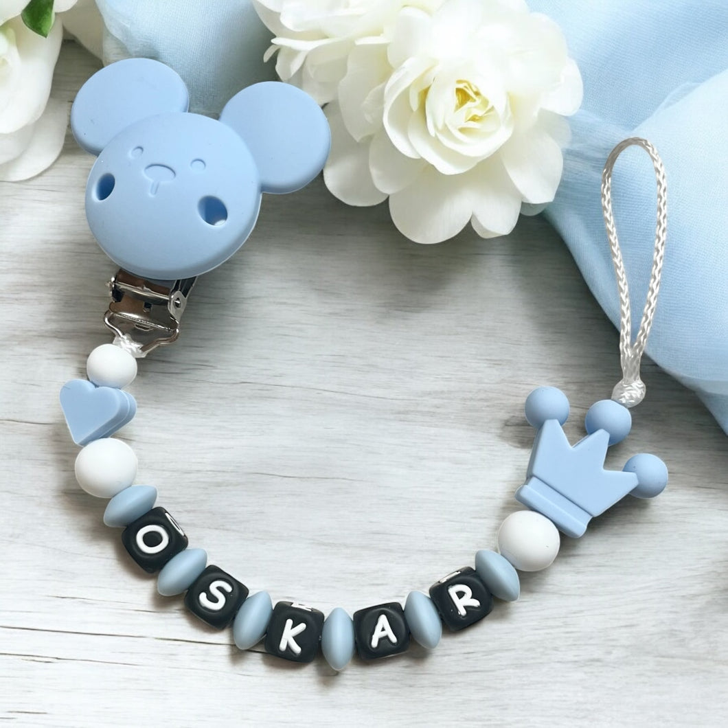 Personalisierte Schnullerkette mit Namen für Jungen Silikon hellblau weiß