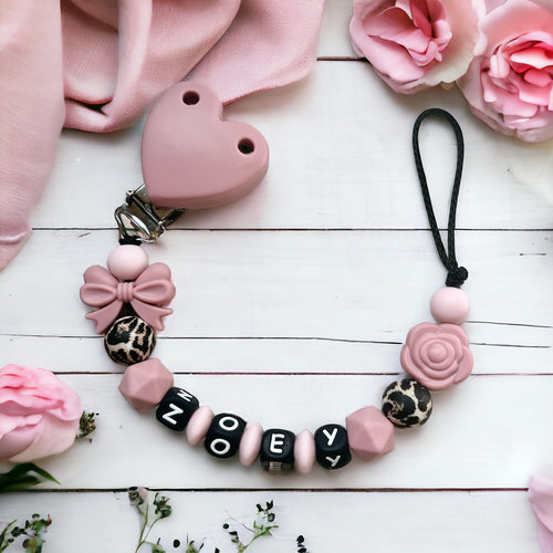 Schnullerkette mit Namen Silikon Mädchen Leo rosa