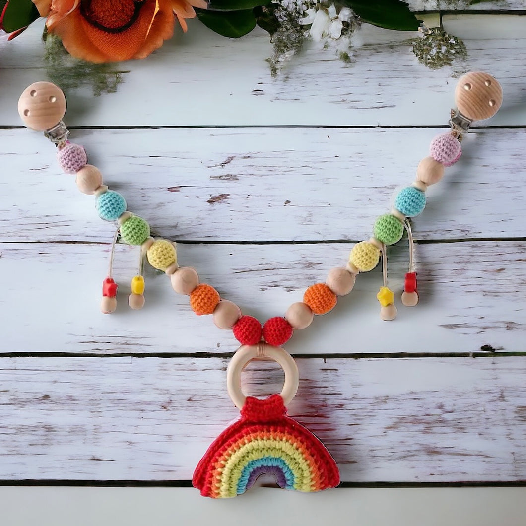 Kinderwagenkette Wagenkette Regenbogen Holz gehäkelt bunt