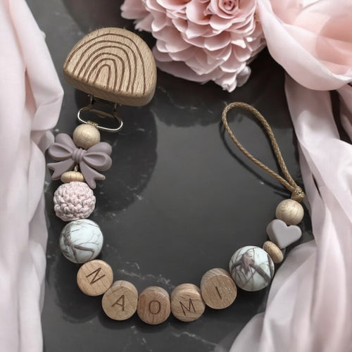 Schnullerkette personalisiert Holz Mädchen Regenbogen Silikon altrosa