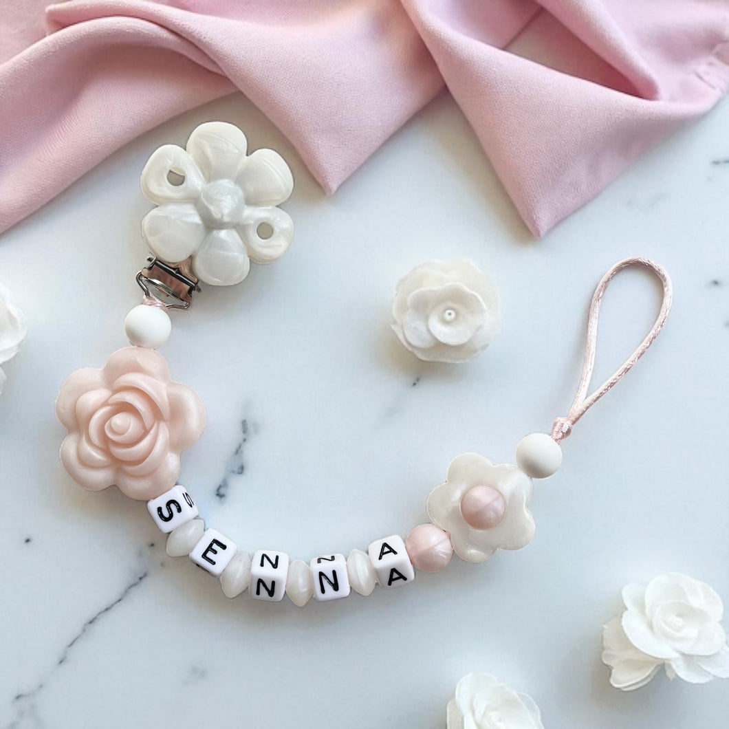 Schnullerkette personalisiert mit Namen rosa Silikon Blumen für Mädchen